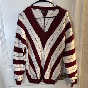 V-Neck Sweater SizeL Bold Red and White with Striking Stripes Beautifully Knit